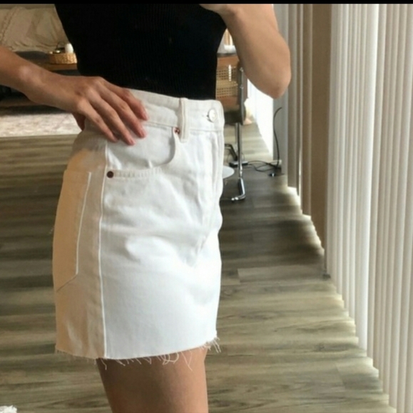 Zara Hight-Waisted Denim Skirt - Picture 3 of 7